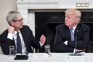 Apple Resists Price Hike Despite Trump Tariff Risks